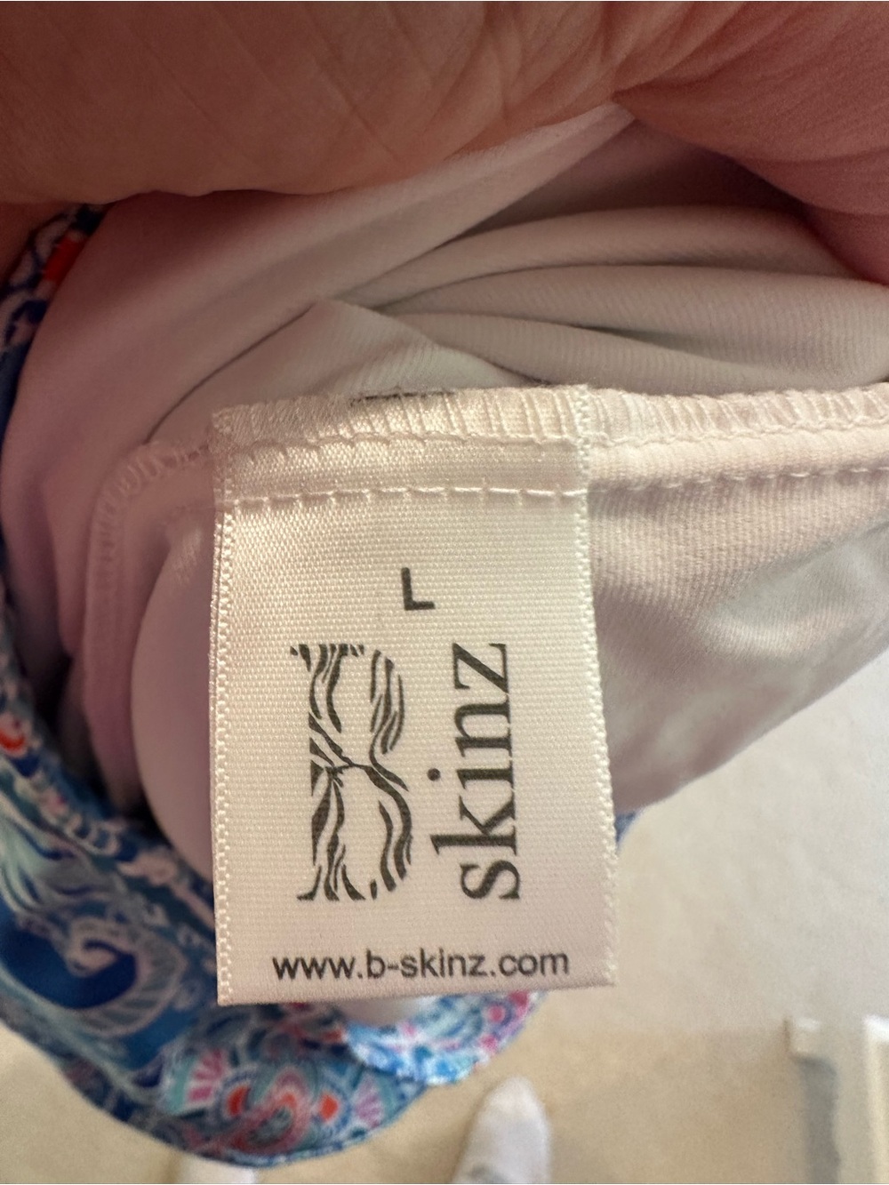 Skinz Blue and White Paisley golf Skort - Picture 6 of 6
